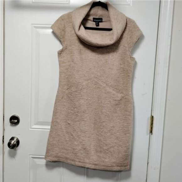 The NWT Cynthia Rowley Mohair Wool, Blend Oversized Sweater Dress in Size L - Picture 11 of 12